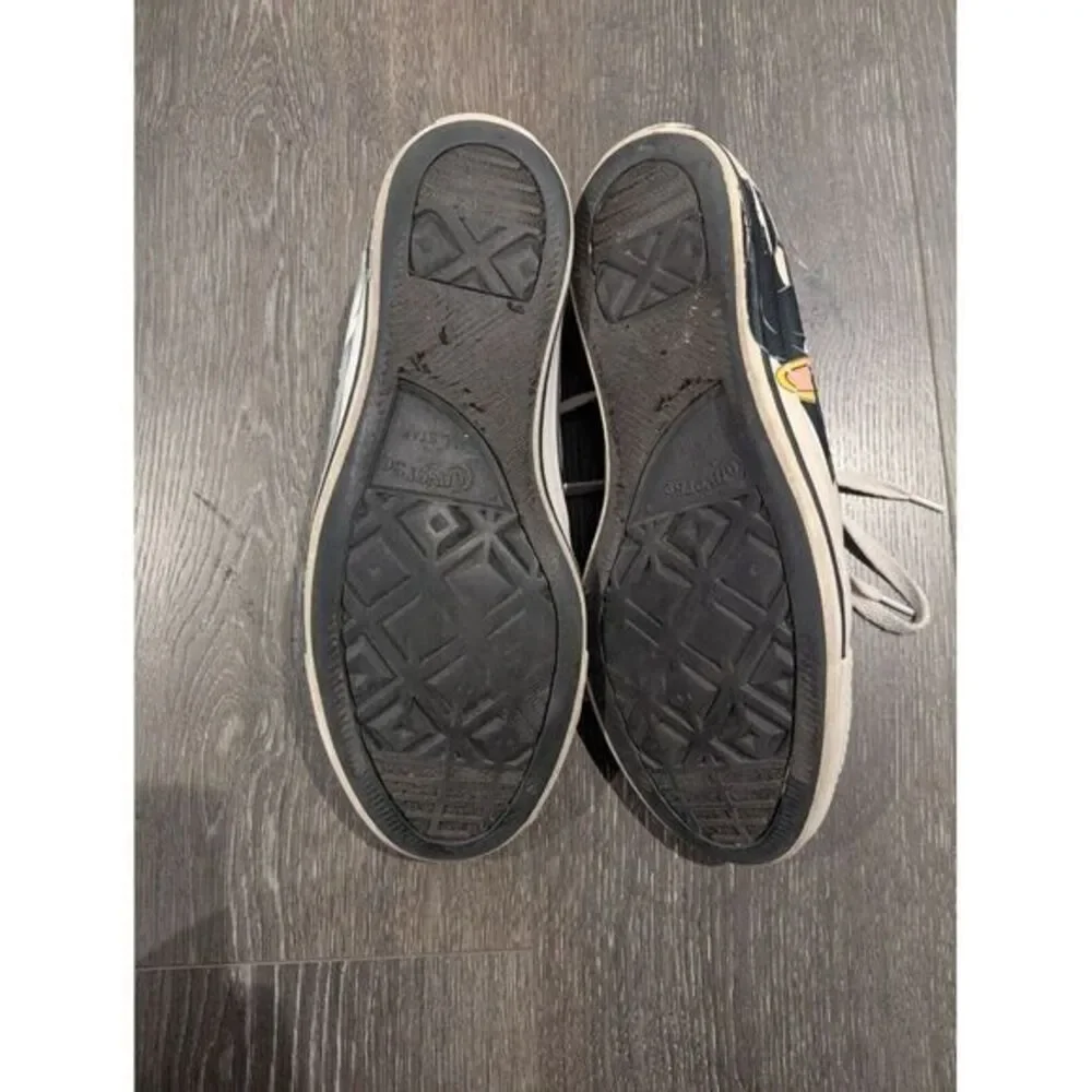 Converse Chuck Taylor All Star Lo Looney Tunes Daffy Bugs Sneakers M 8.5 W 10.5 - Picture 7 of 8